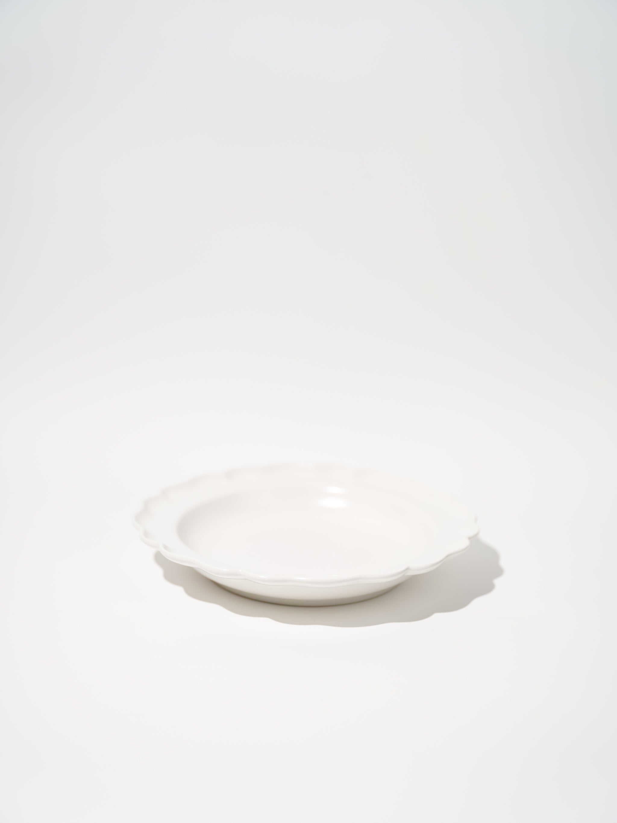 Chloe Petal Dinner Plate