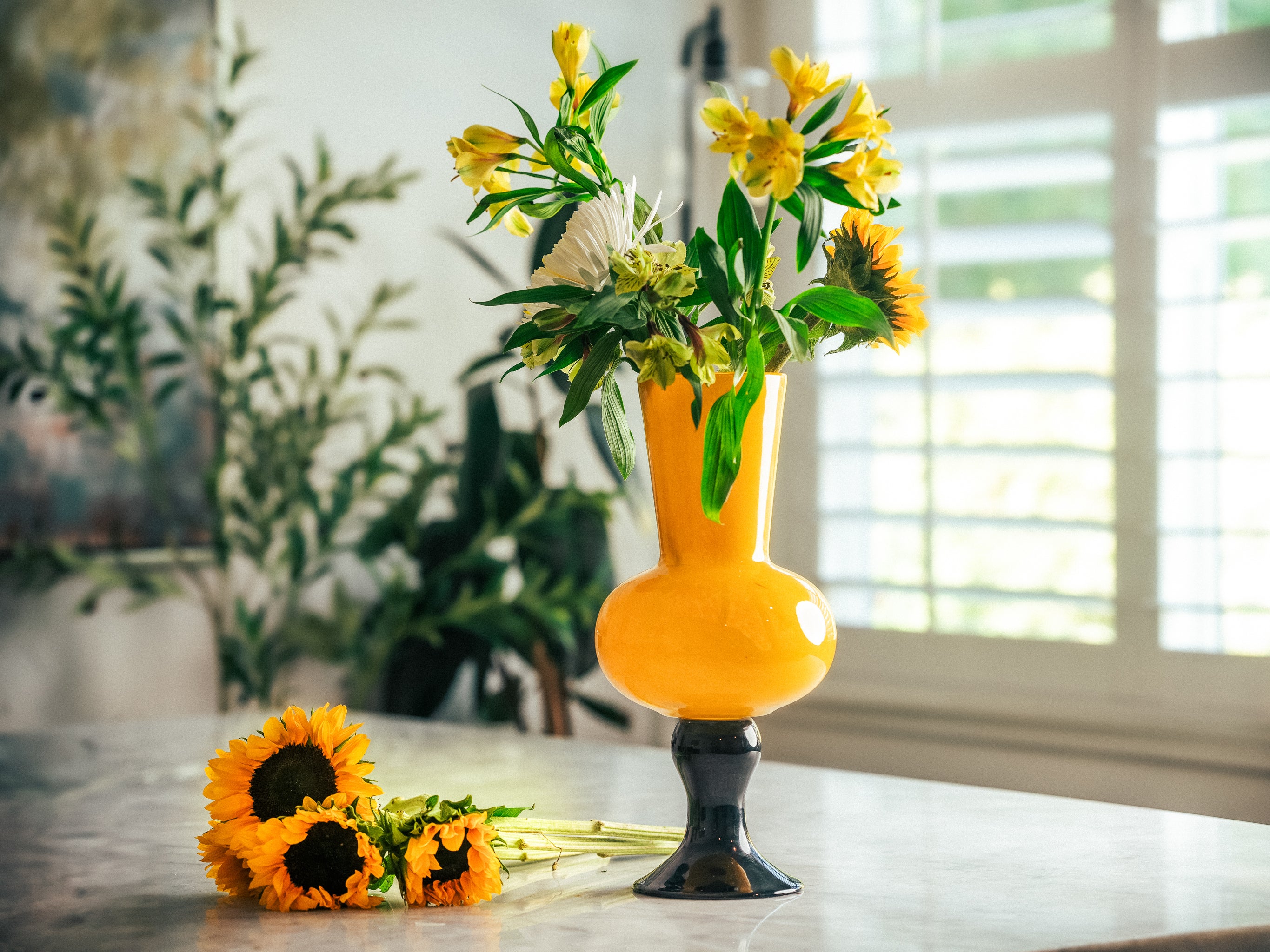 Citrus Glow Vase