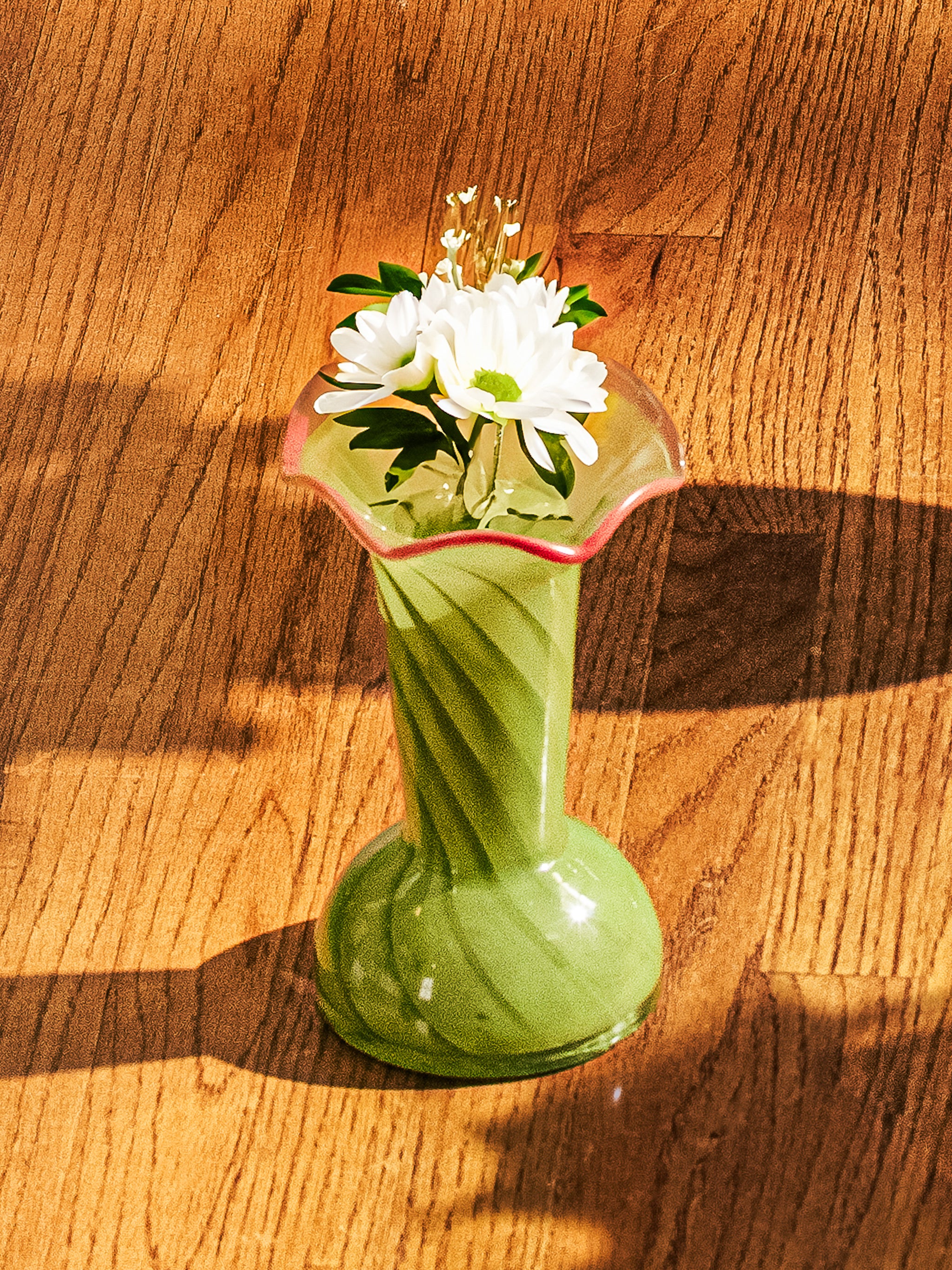 Meadow Curl Vase