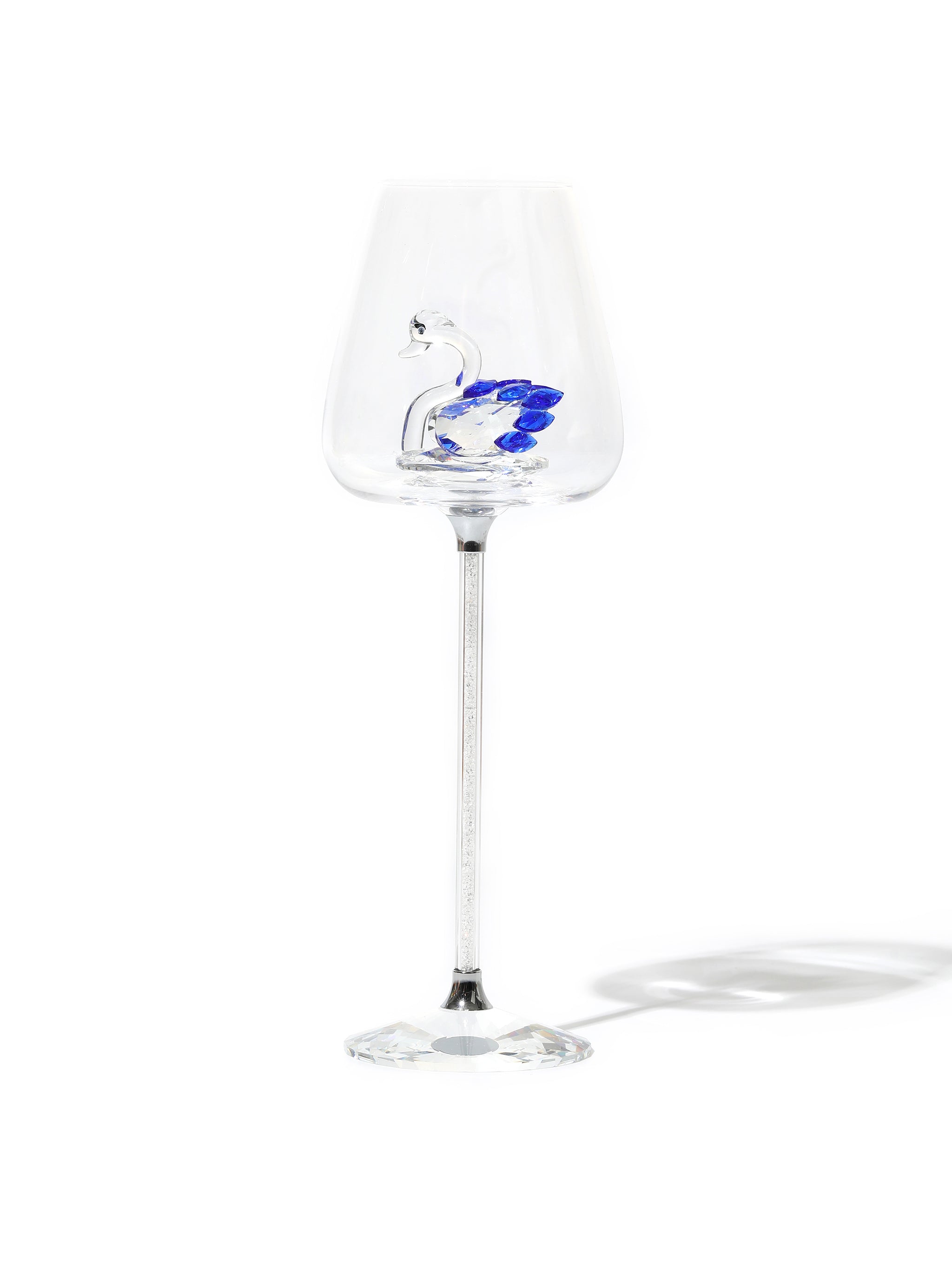 Isabella Swan Lake Wine Glass, Blue