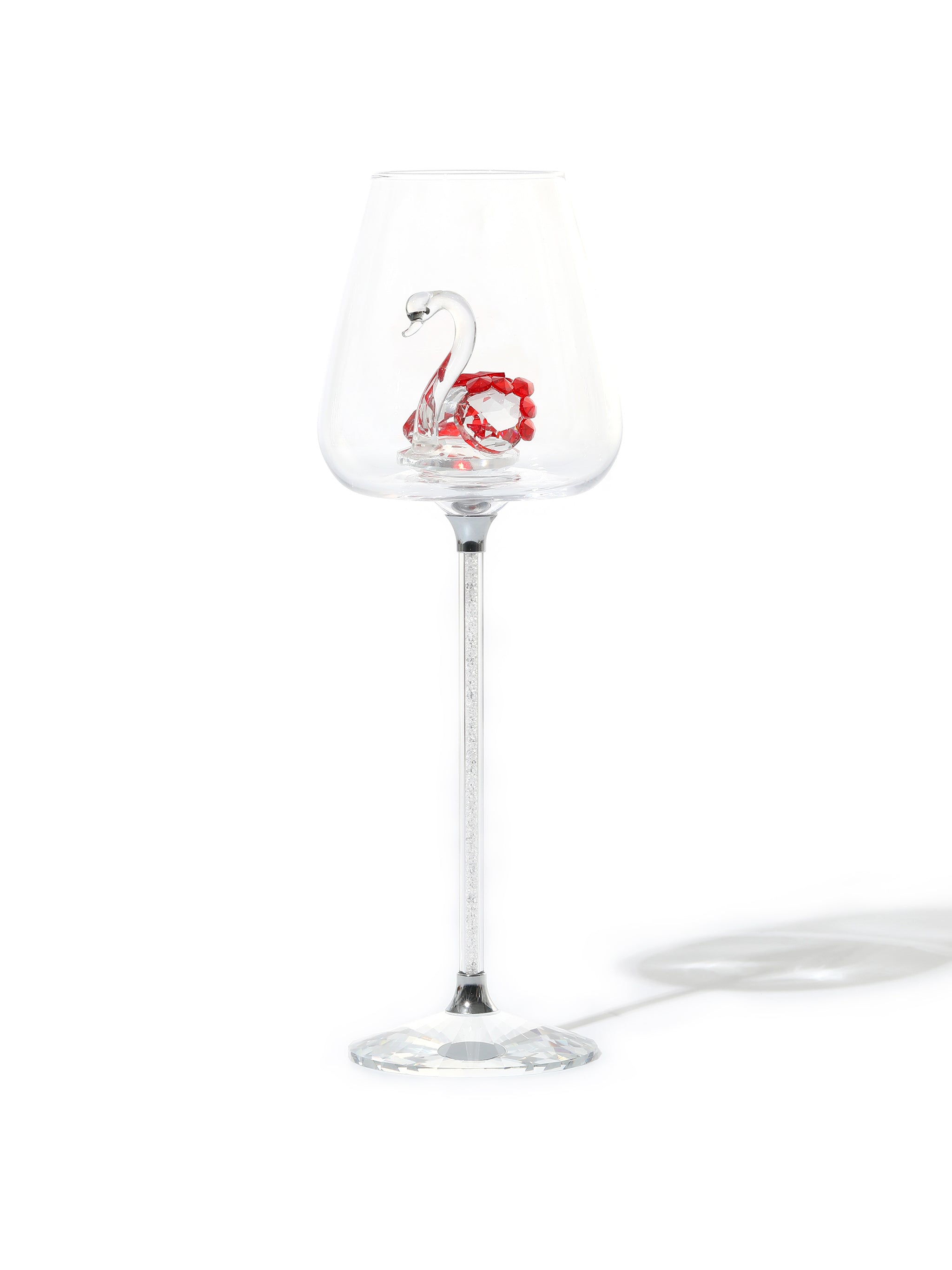 Isabella Swan Lake Wine Glass, Ruby