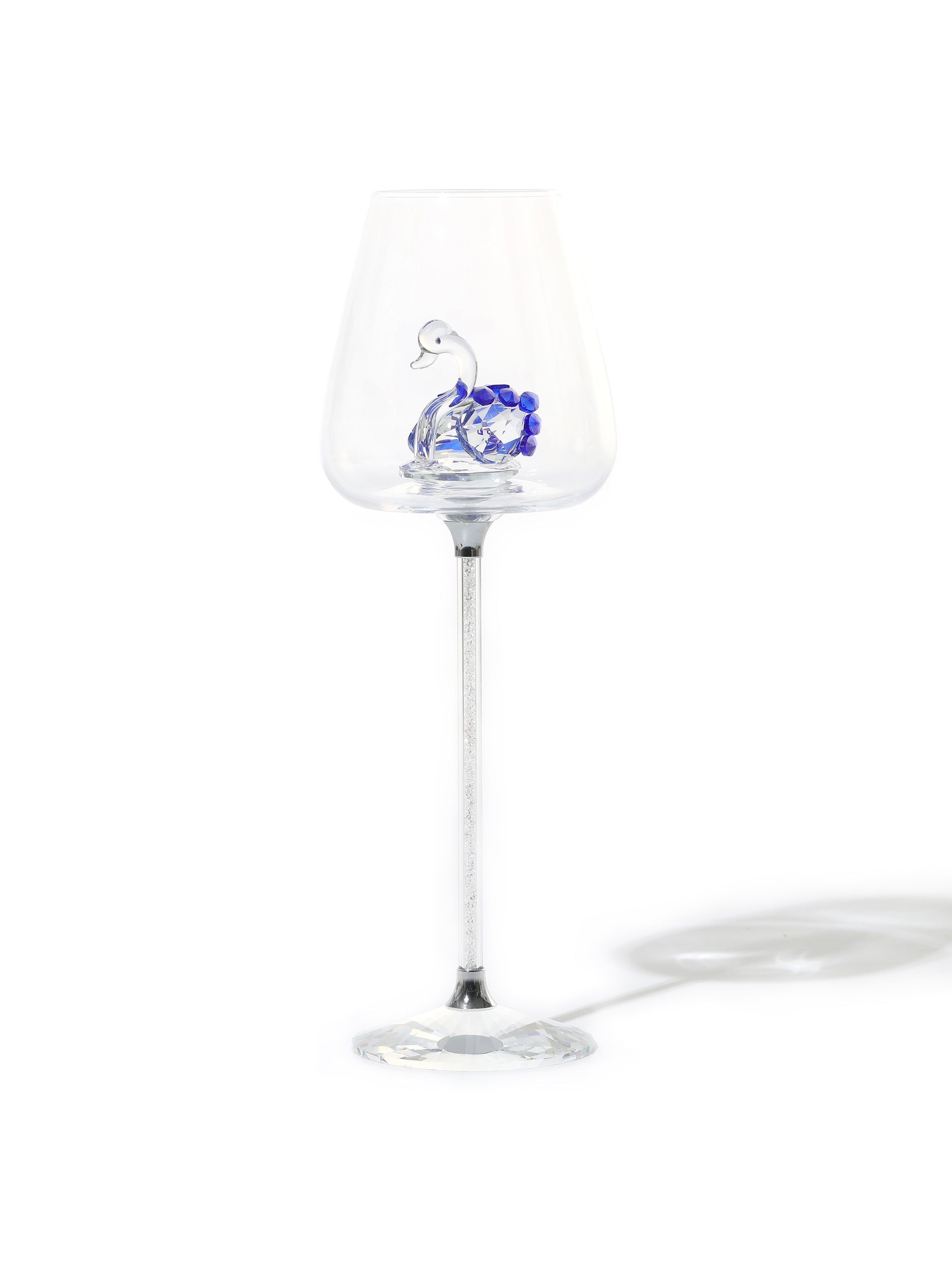 Isabella Swan Lake Wine Glass, Blue