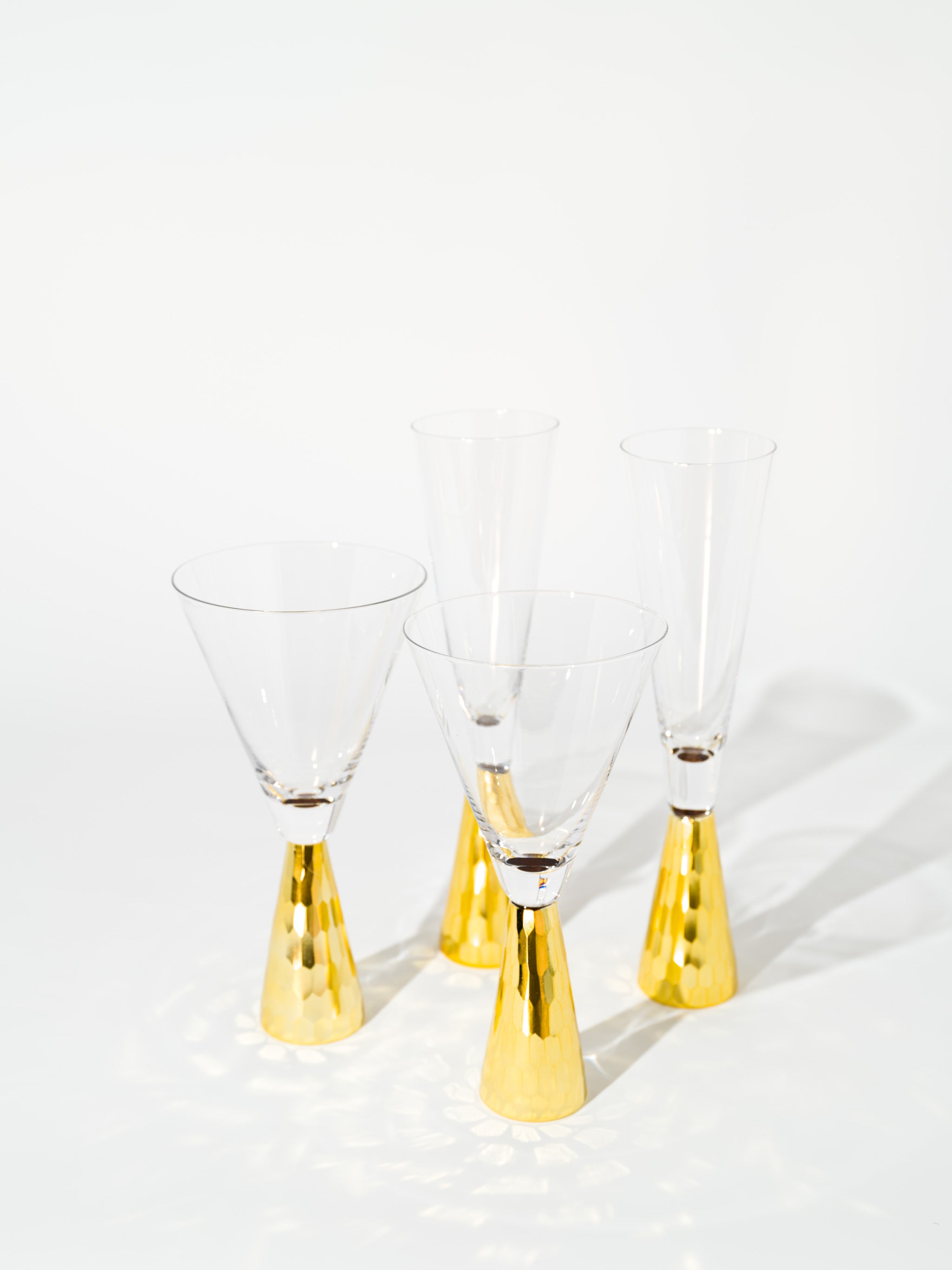 Doris Party Wine Glass, Gold